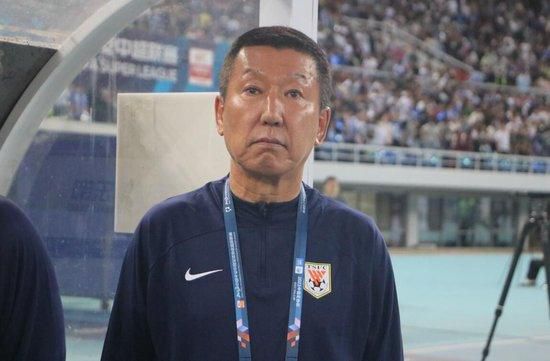 快递员男男gayxnxx国产